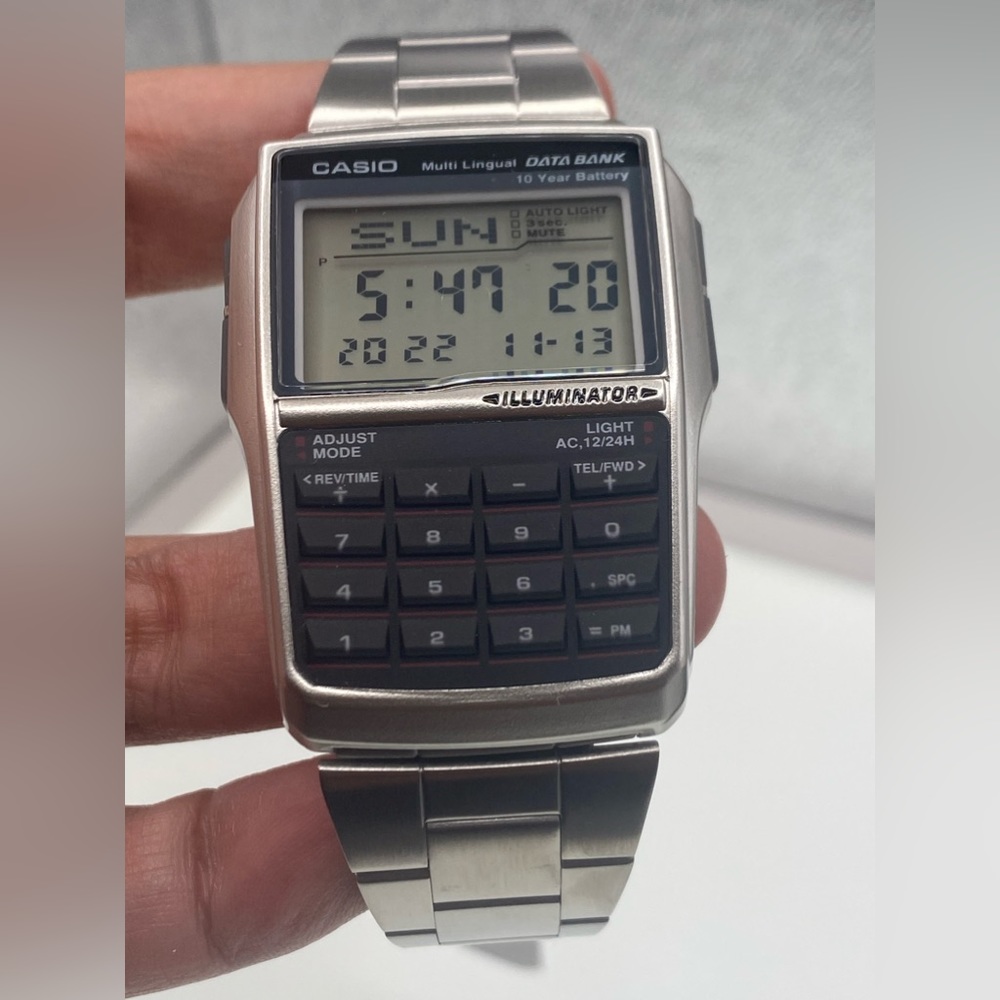 Casio Watch for Classic 40mm Men. Size Brand New Item
Calculator / Gray Silver